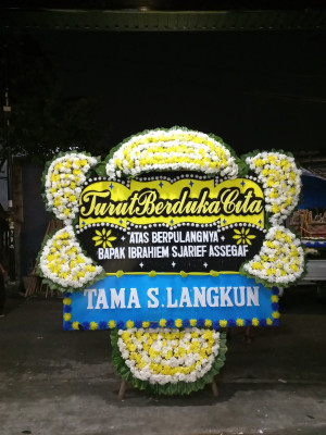 Papan Bunga Duka di Kemirirejo